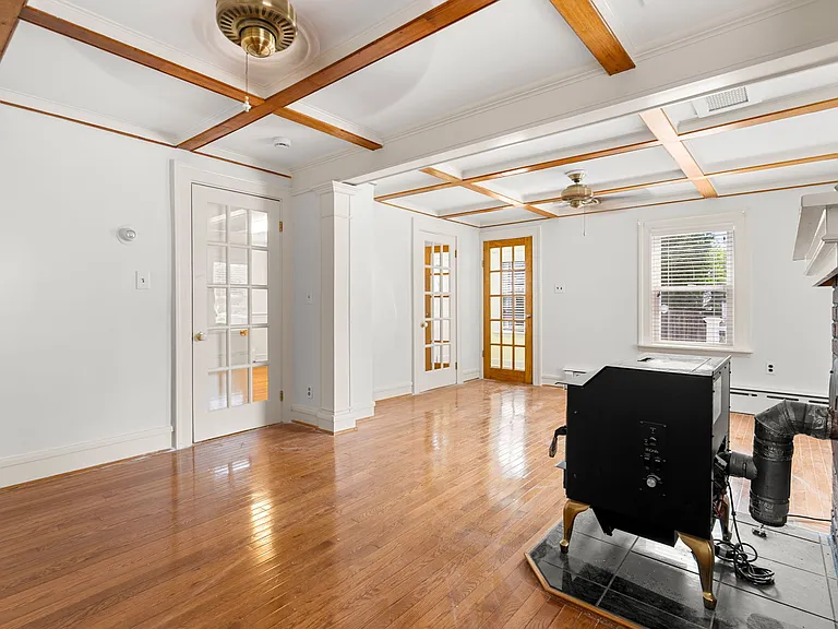 2 Wentzell Ave — Photo 12