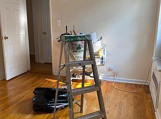 143-06 Barclay Ave #3I, Flushing, NY 11355