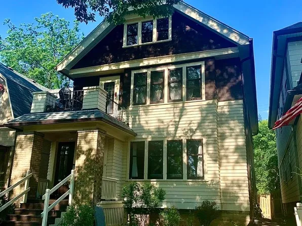3412 N Bartlett Ave, Milwaukee, WI 53211