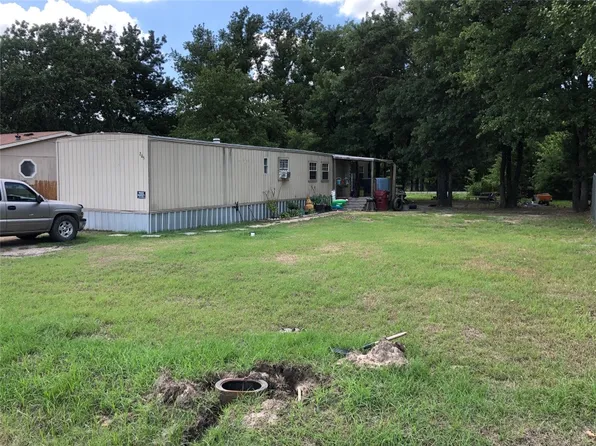 204 Navajo Trl, Quinlan, TX 75474
