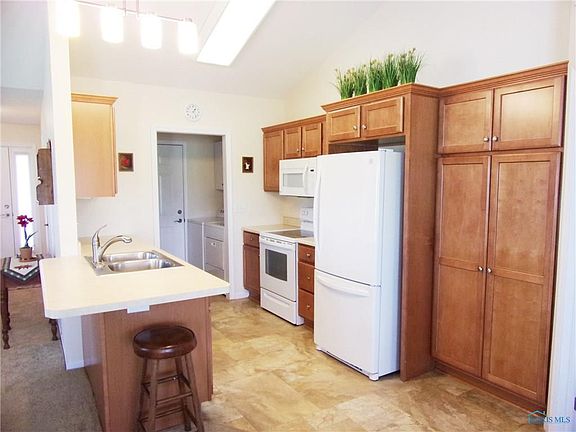 4th image of 1514 Winter Forest Cir