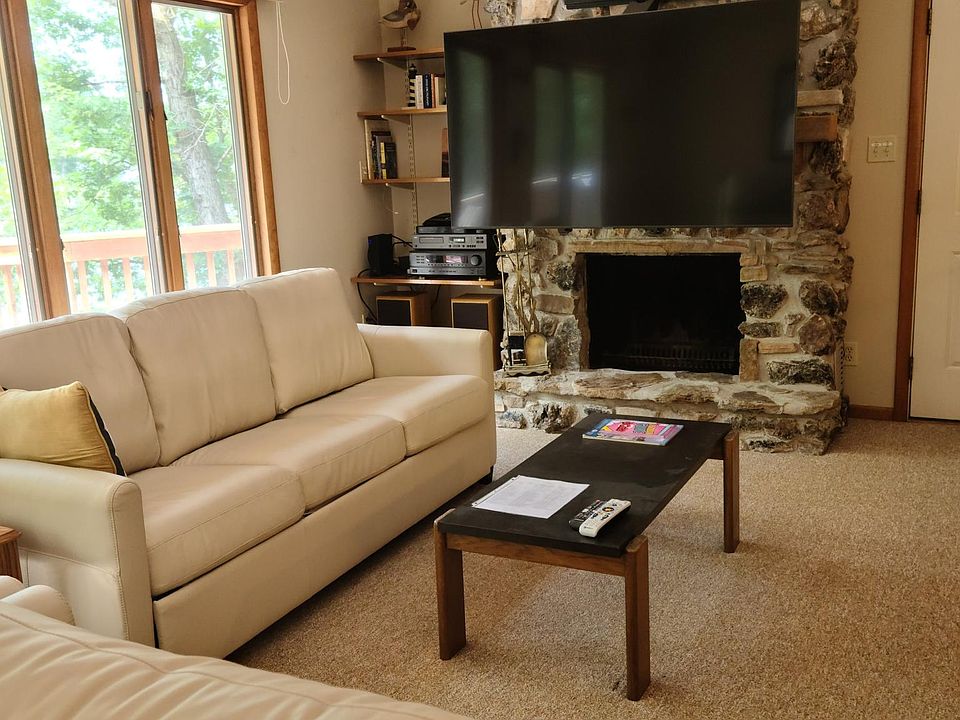 2nd image of 157 Scenic Dr