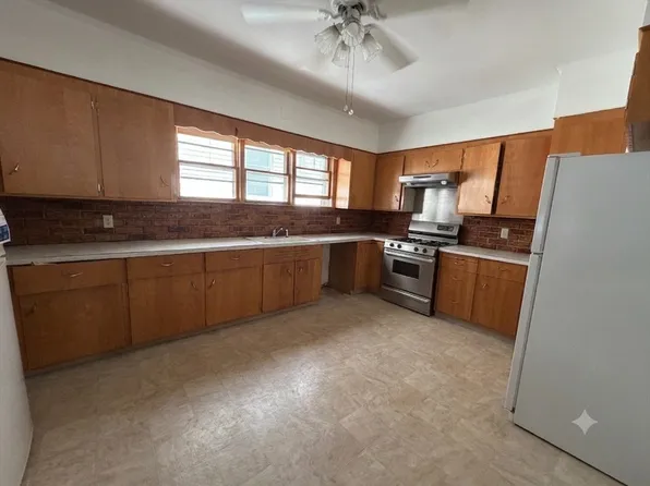 58 Willow Ave #1, Somerville, MA 02144