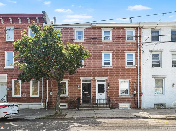 2461 Amber St, Philadelphia, PA 19125
