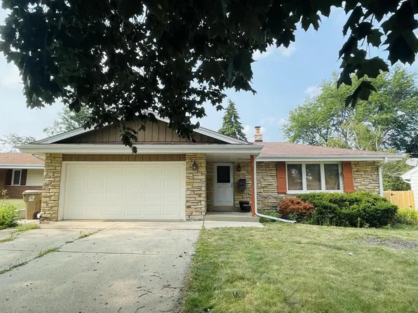 4726 69TH STREET, Kenosha, WI 53142