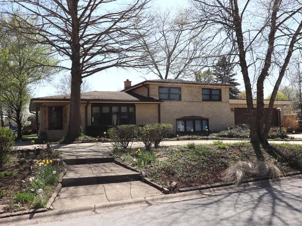 12500 S McVickers Ave, Palos Heights, IL 60463