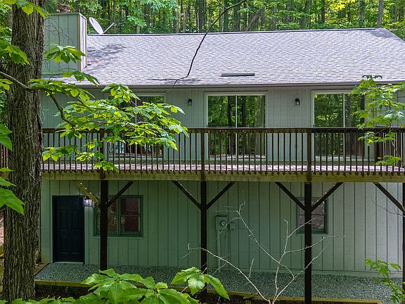 3rd image of 1752 Black Oak Drive
