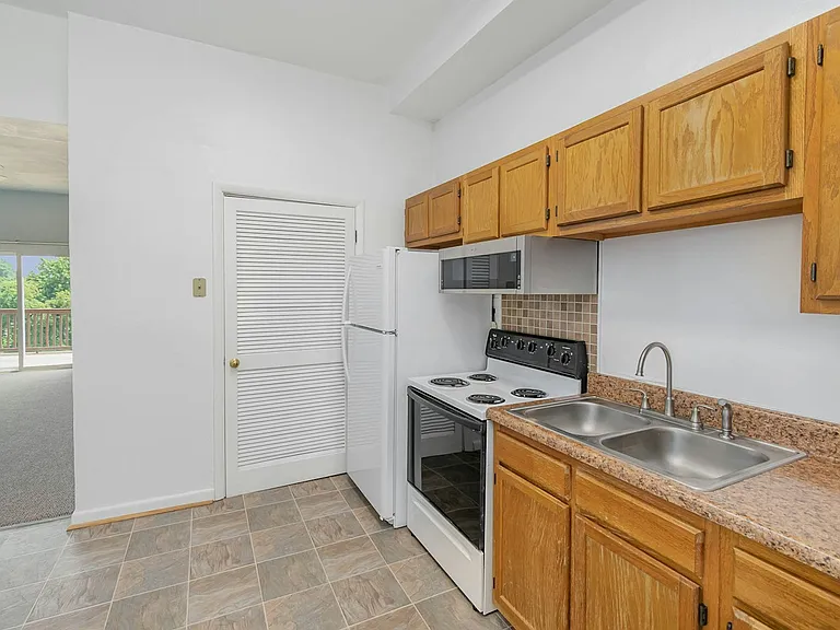 Kitchen 3