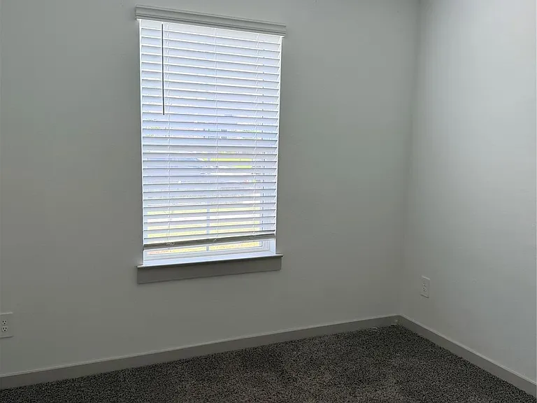 9834 Palm Royal Dr — Photo 5