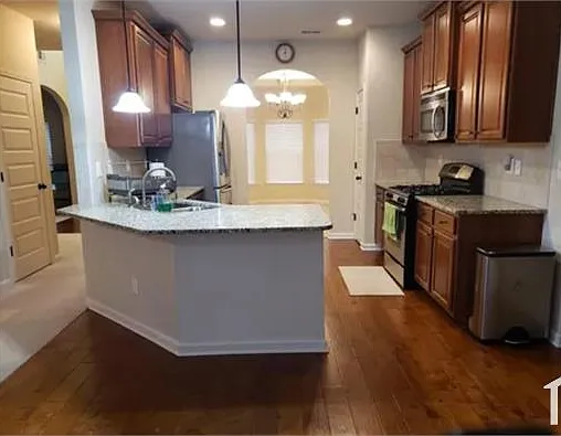 4264 Grove Lake St — Photo 3