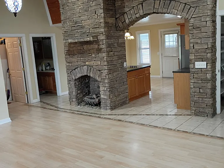 256 S Stone Bridge Rd — Photo 1