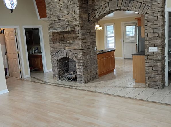 256 S Stone Bridge Rd