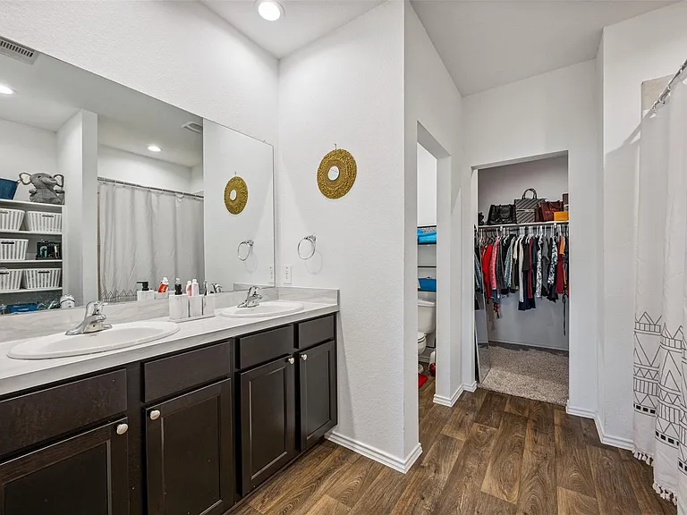 5102 Hedgerose Ln — Photo 16
