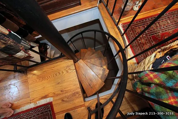 Rented by Bond New York | media 40