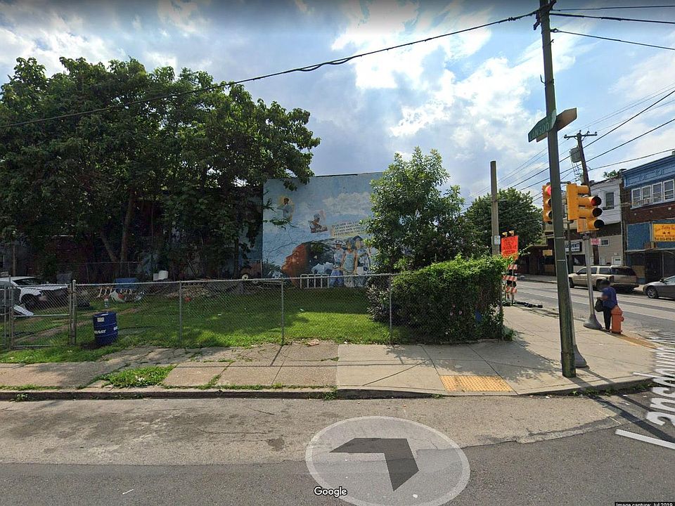 2nd image of 6000 Lansdowne Ave