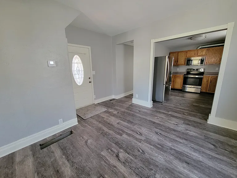 1225 Neosho St — Photo 5