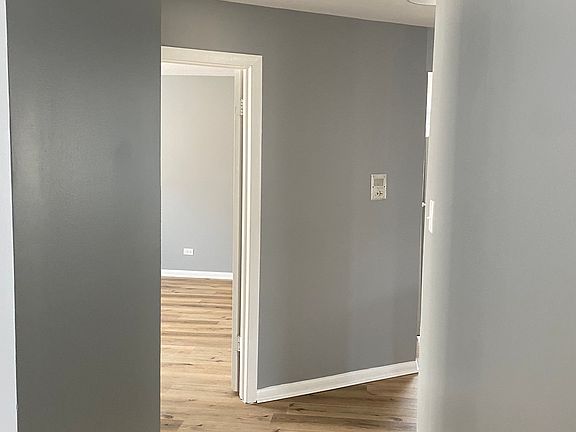 5th image of 74 Yates Ave APT 2