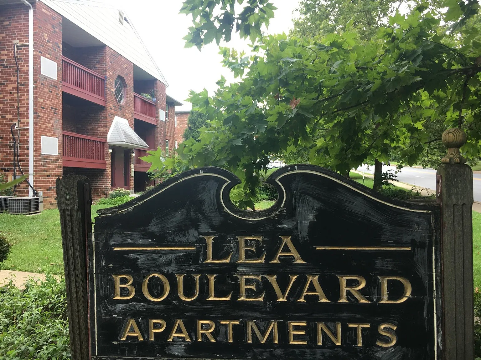 Lea Boulevard Apartments — Photo 2