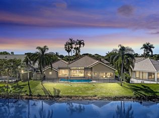 10747 Stonebridge Blvd, Boca Raton, FL 33498