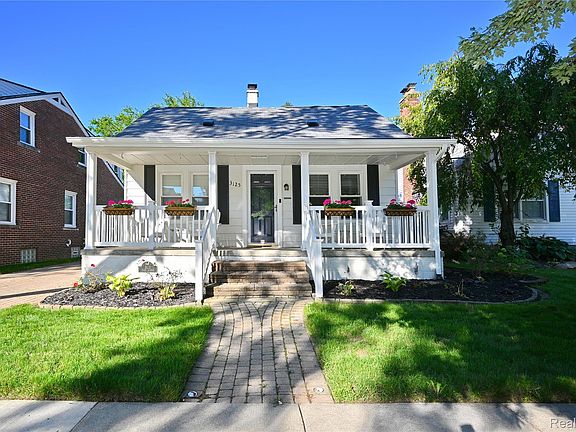 2nd image of 3125 Tyler Ave