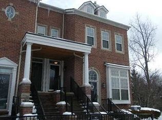 16814 Farmington Rd, Livonia, MI 48154