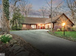 10 White Oak Trl, Gettysburg, PA 17325