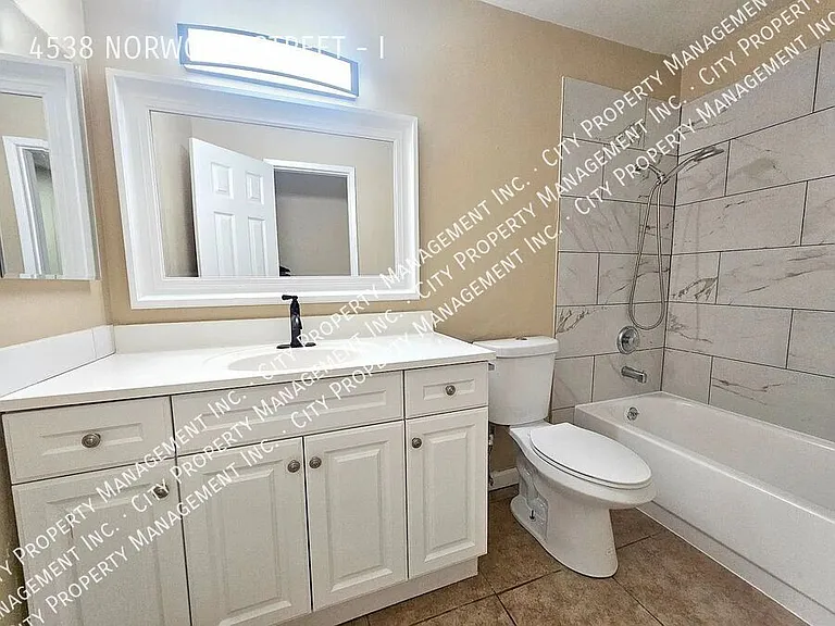 4538 Norwood St #I — Photo 11