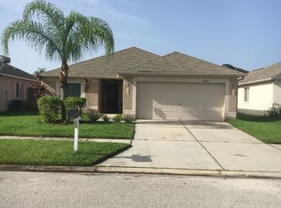 27809 Breakers Dr, Zephyrhills, FL 33544