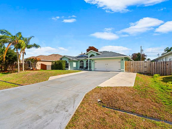 4th image of 314 SE Fisk Road