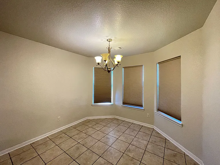 257 English Ln — Photo 8