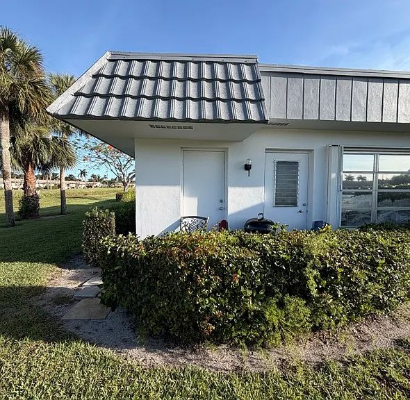 2886 Fernley Dr E #28 — Photo 6