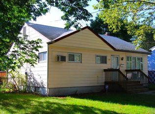 1416 Riveredge Dr, Pompton Lakes, NJ 07442