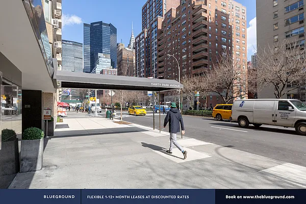 Rented by The Blueground | media 41