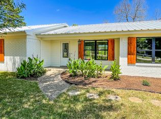 209 Leisure Valley Rd, West, TX 76691