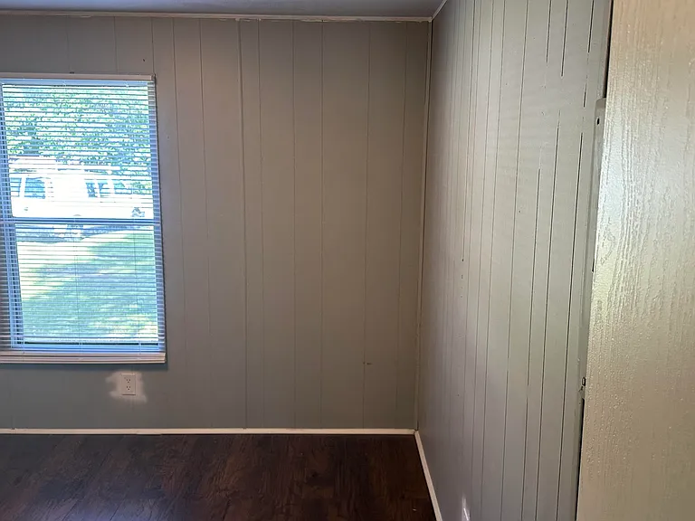 424 Dorley Dr — Photo 2