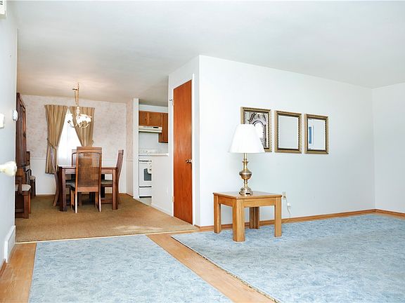 4th image of 15 Elmford Rd