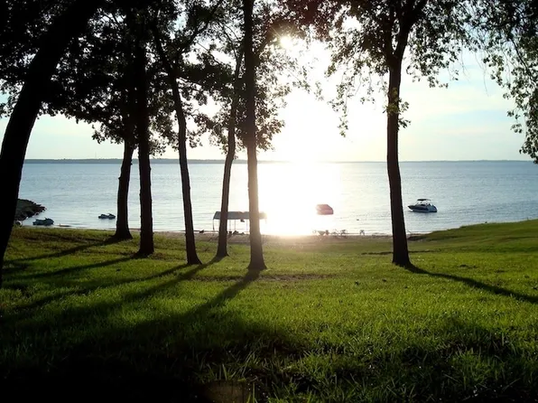 205 Wing Haven Ct, Gordonville, TX 76245