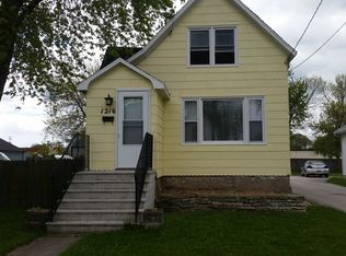 1216 Chicago St, Green Bay, WI 54301