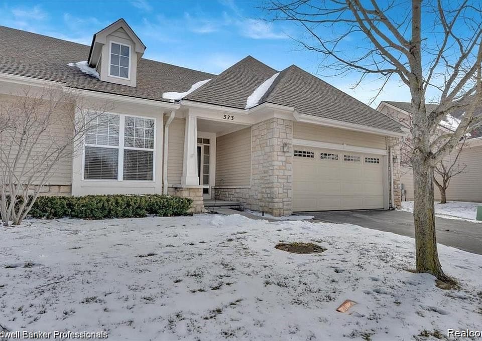 1st image of 373 Stony Lake Dr