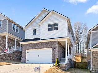 446 Candytuft Ln, Hixson, TN 37343