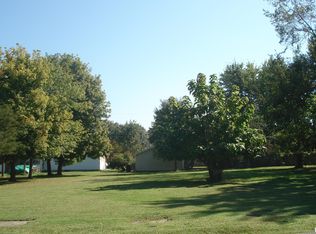 500 S 28th St, Herrin, IL 62948