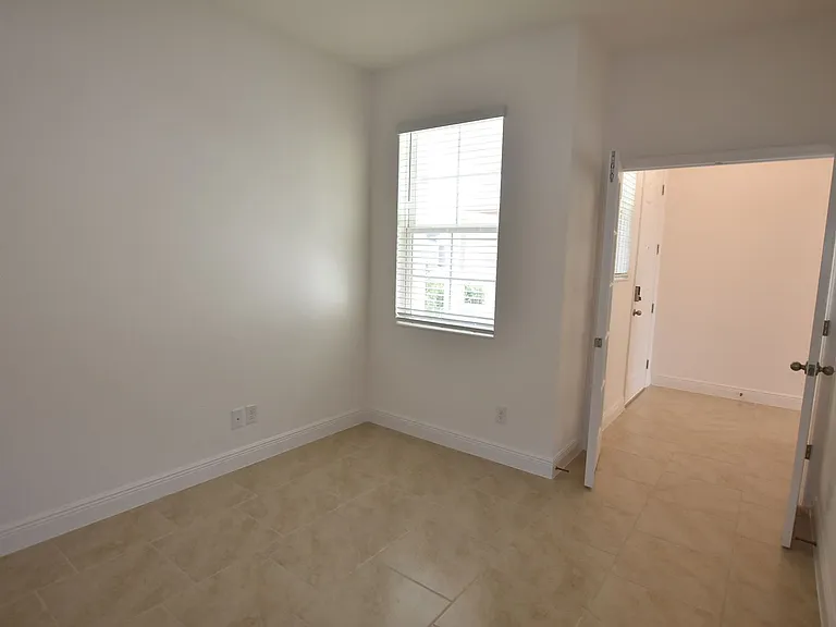 1845 Ross Hammock Ave — Photo 17