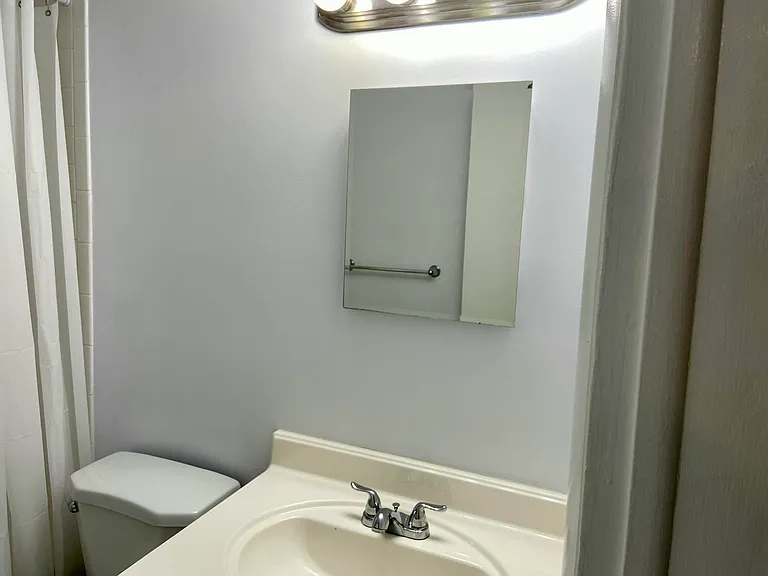 2909 Middle River Dr #105 — Photo 12