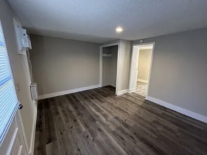 1 bed, 1.0 bath, 448 sqft, $500 — Photo 2