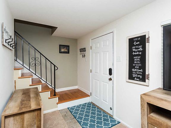 5th image of 1239 Green Knoll Dr