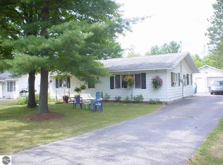 1561 E Greenwood Rd, Alger, MI 48610