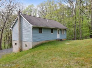 341 Rose Marie Ln, East Stroudsburg, PA 18302