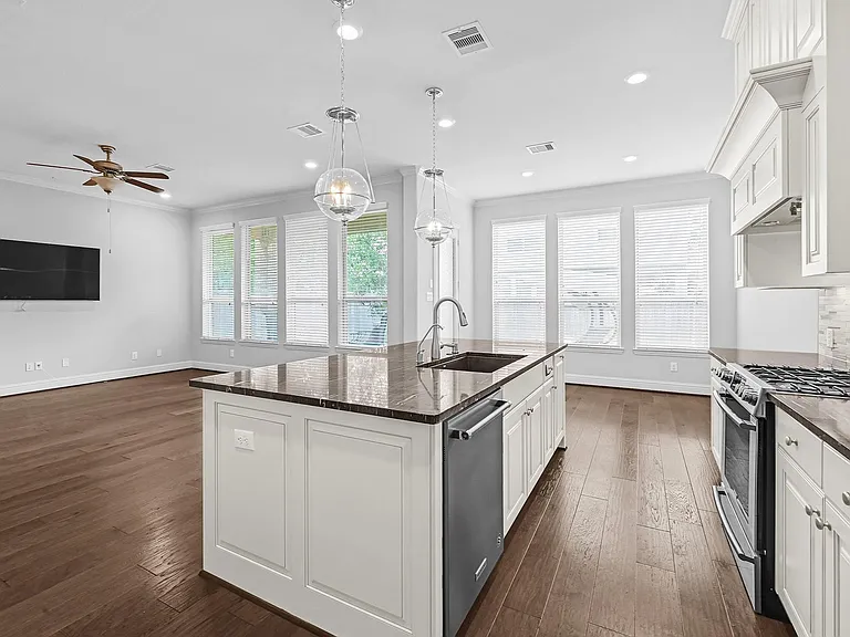 15 Dylan Branch Dr — Photo 7