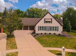 6 Tami Ct, Bloomington, IL 61701