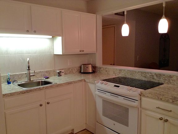 4th image of 2800 Indian River Blvd
